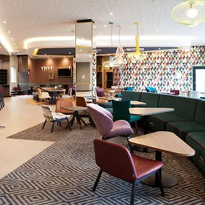Hampton By Hilton Munich Airport South Hotel