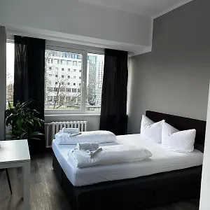 Hotel Ootel.com ***