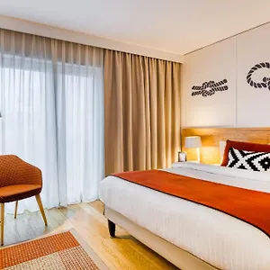 Aparthotel Citadines Michel ****